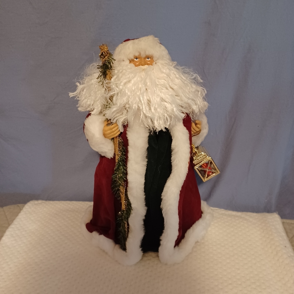 Santa tree topper